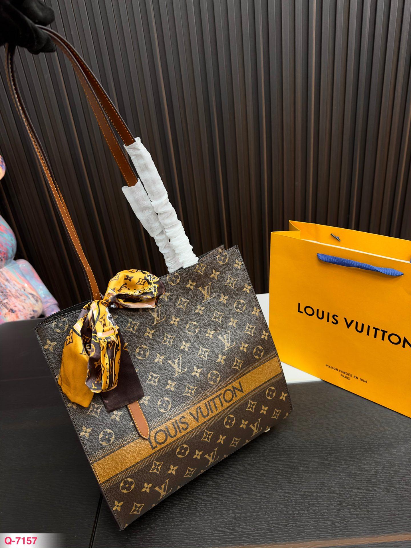 Replica Louis Vuitton Bag 29x30cm