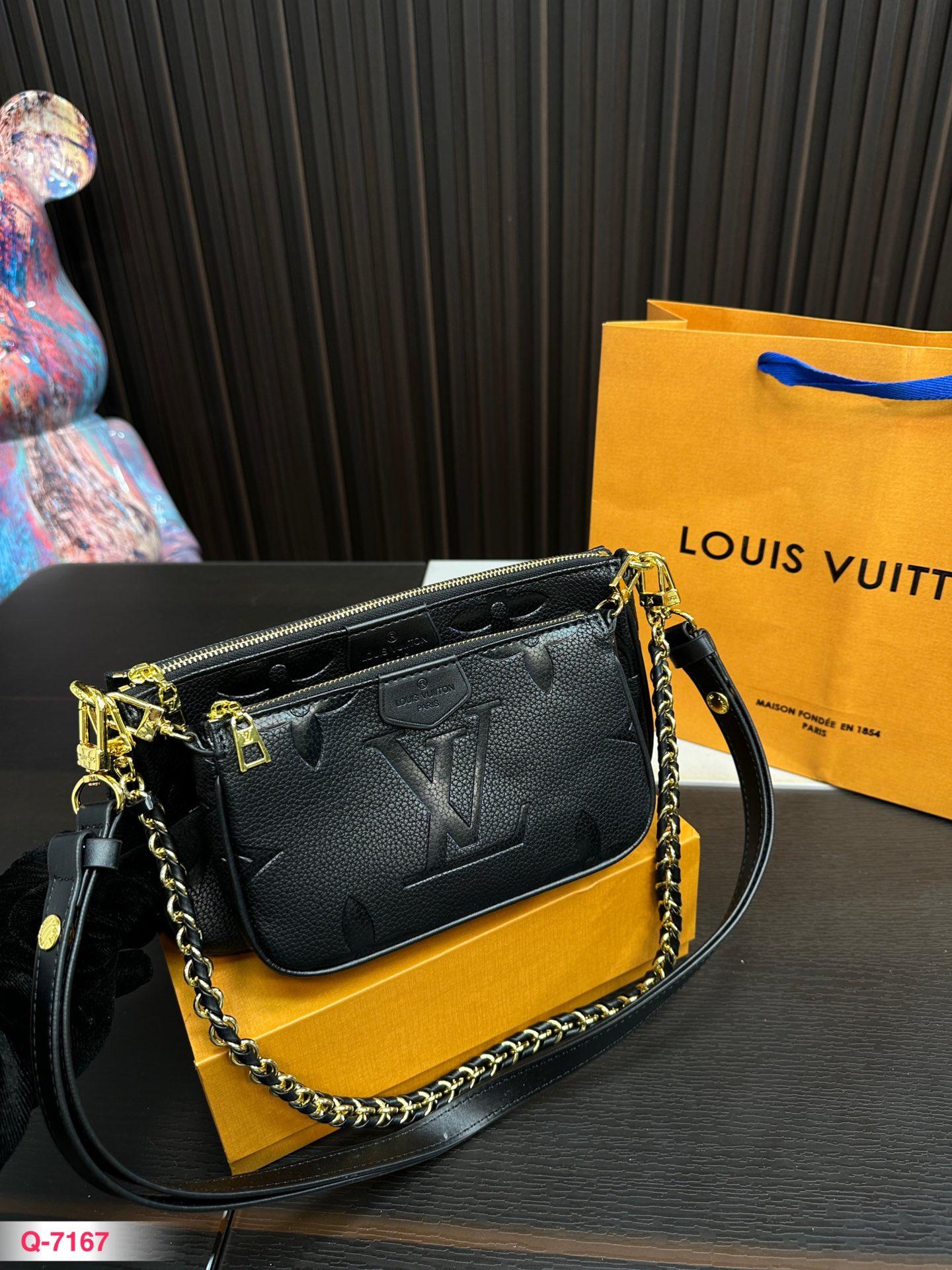 Replica Louis Vuitton Bag 12x23cm