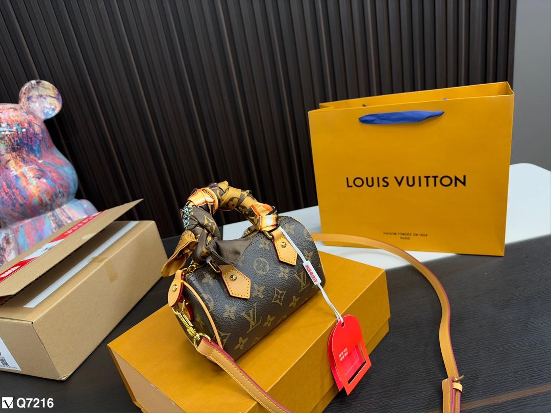 Replica Louis Vuitton Bag 16x10cm