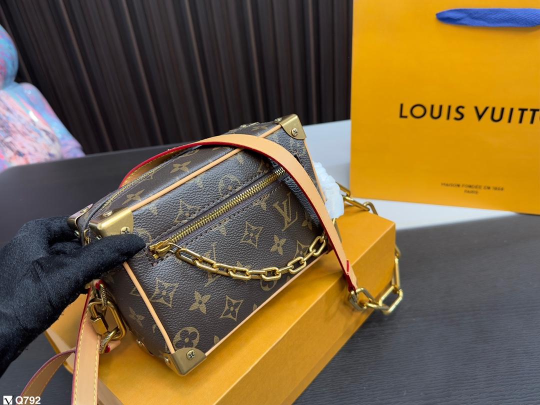 Replica Louis Vuitton Bag 18x12cm