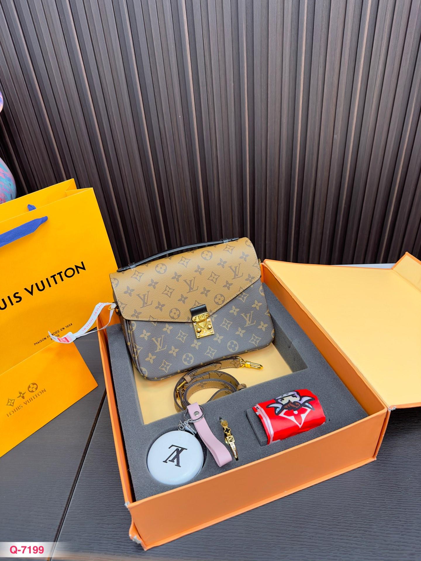 Replica Louis Vuitton Bag Set 24x18cm