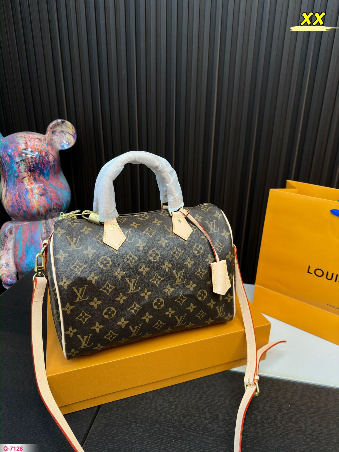 Replica Louis Vuitton Bag 30x21cm