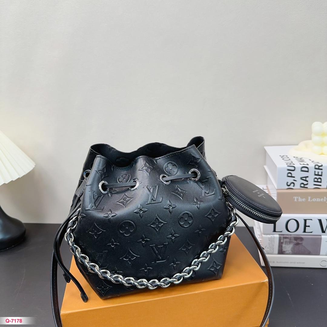 Replica Louis Vuitton Bag 24x20cm