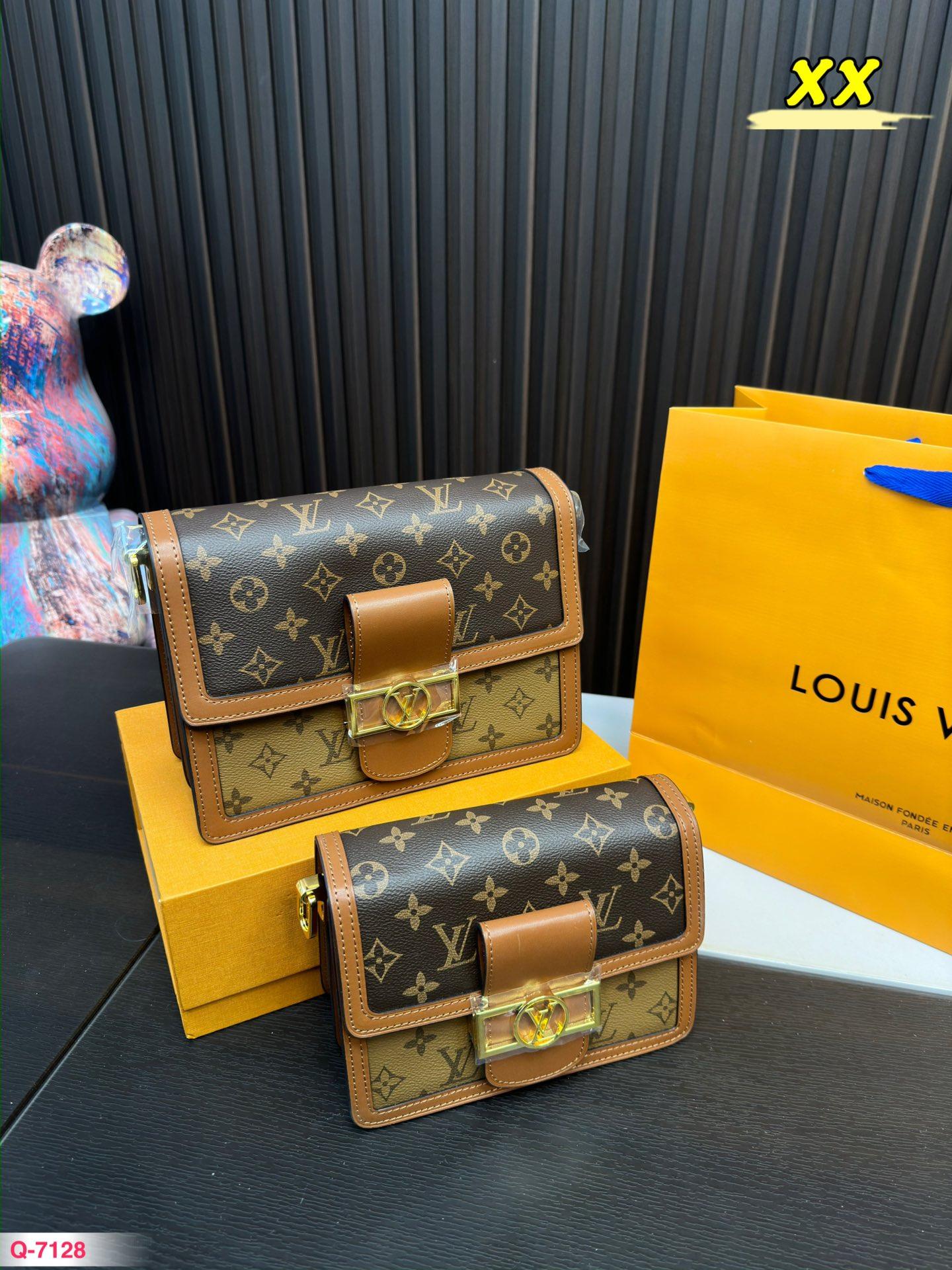 Replica Louis Vuitton Bag 20x18 Cm