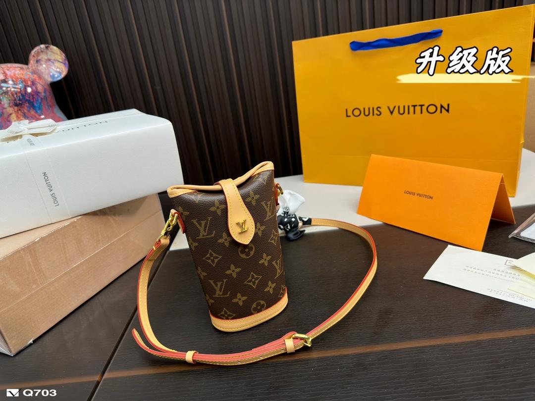 Replica Louis Vuitton Bag 6x14x18cm
