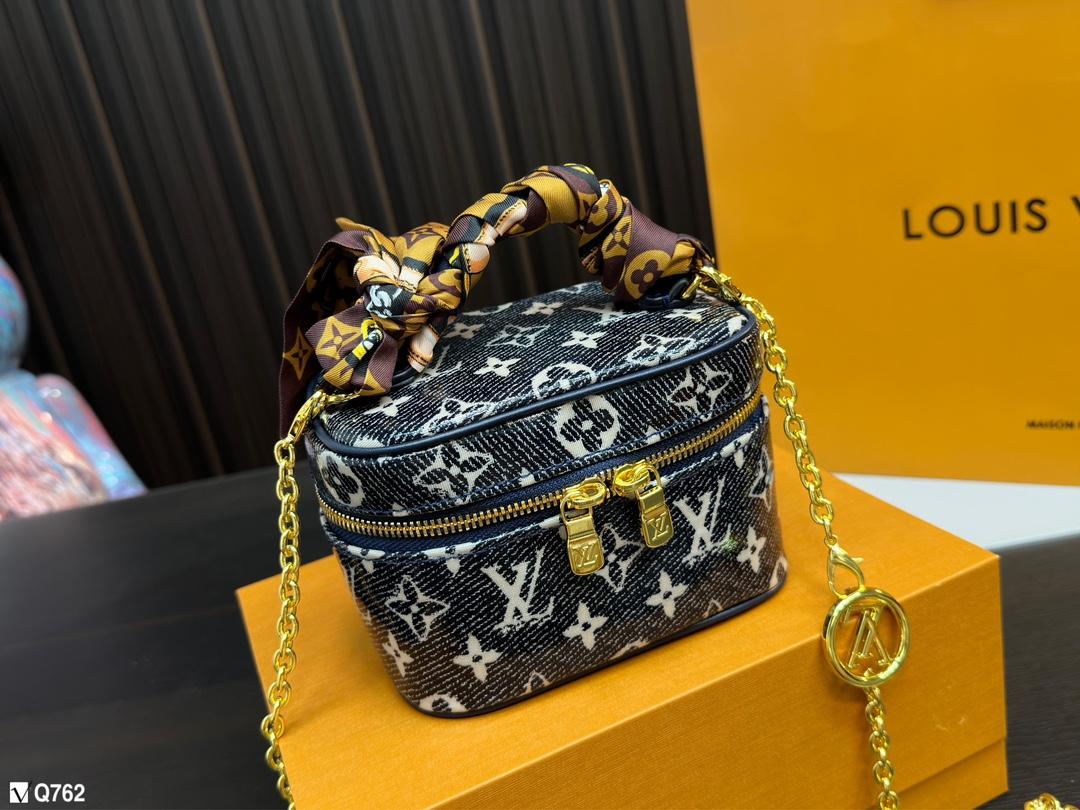 Replica Louis Vuitton Bag 14x9cm