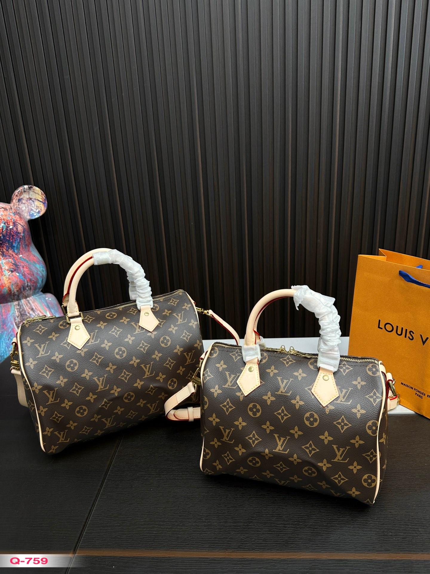 Replica Louis Vuitton Bag 25x18cm & 30x21cm