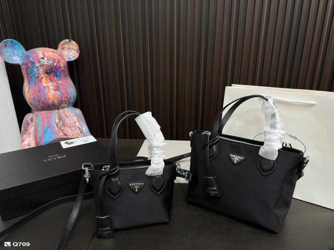 Replica Prada Bag 22x18cm & 14x13cm