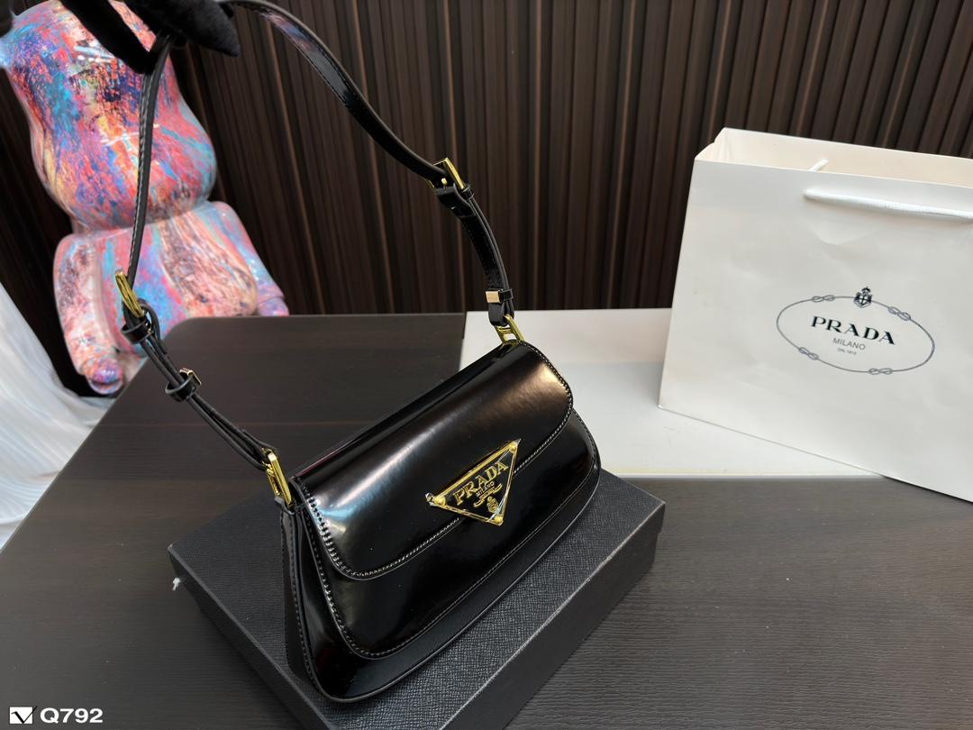 Replica Prada Bag 14x26cm