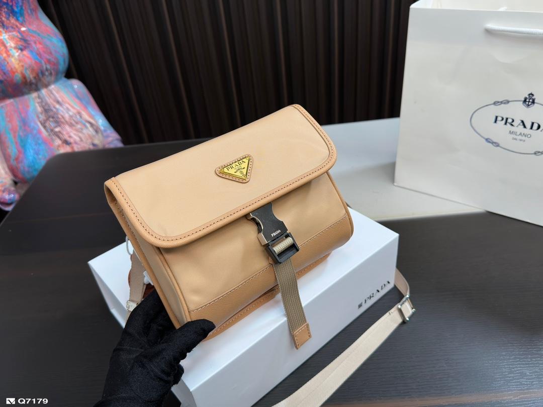 Replica Prada Bag 15x19cm