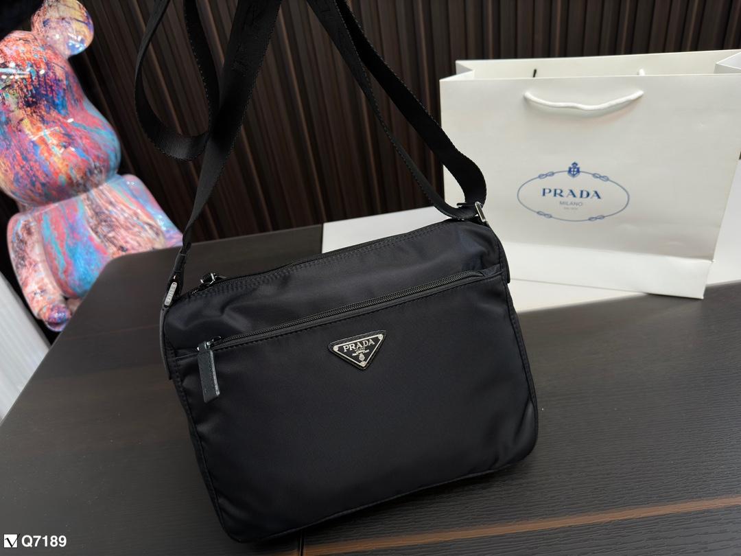 Replica Prada Bag 28x23cm