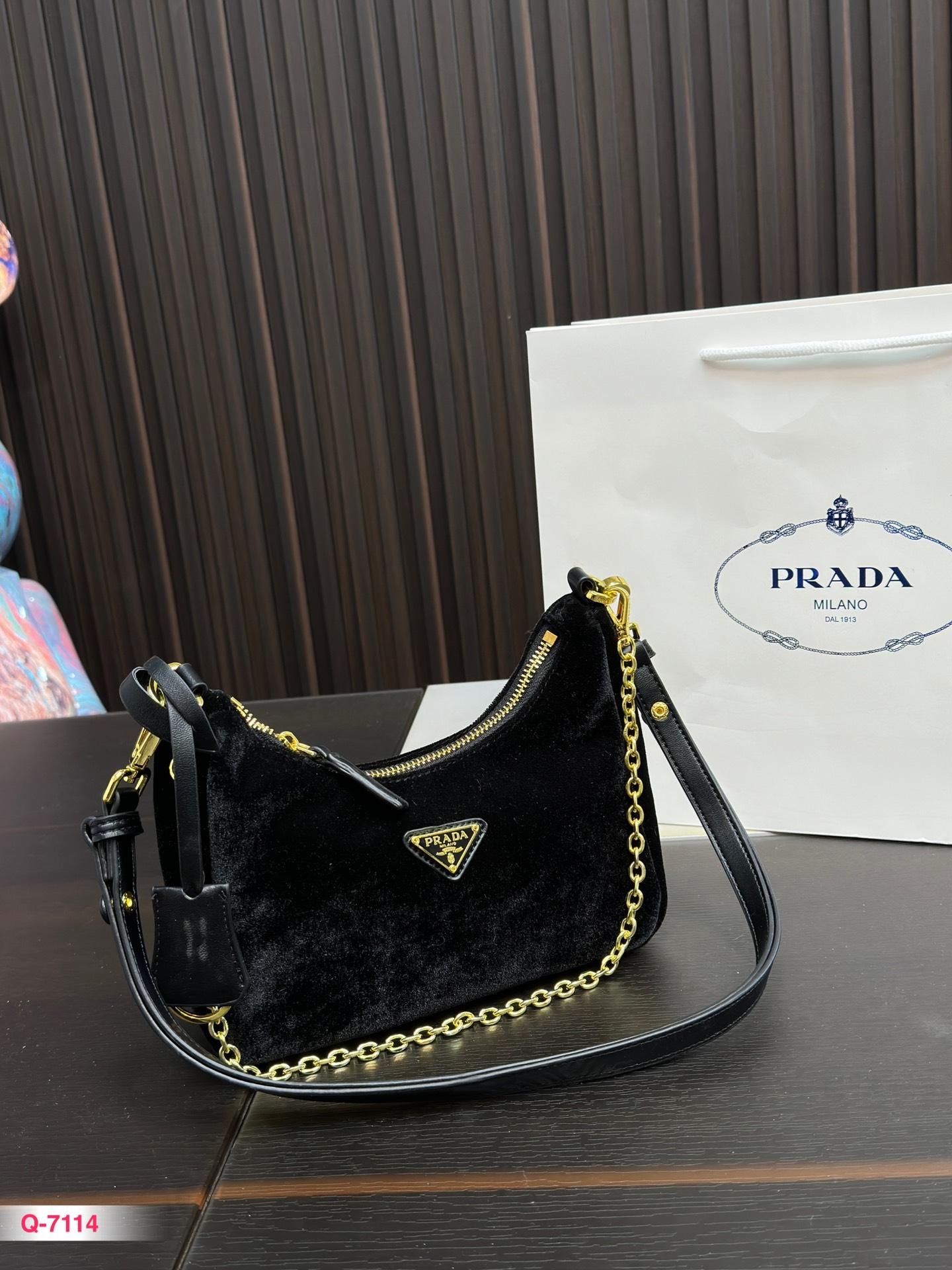 Replica Prada Bag 22x16cm