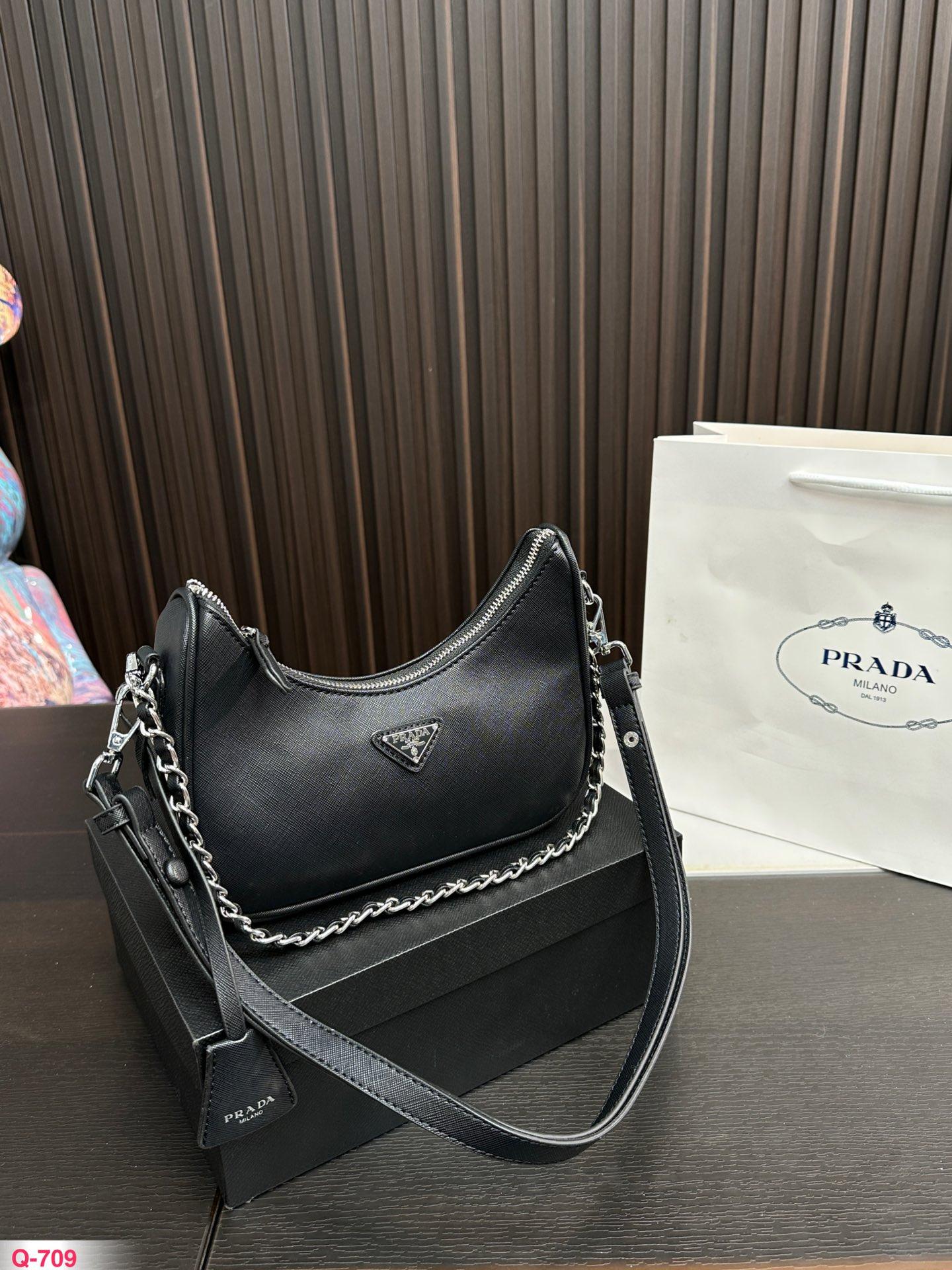 Replica Prada Bag 22x10cm