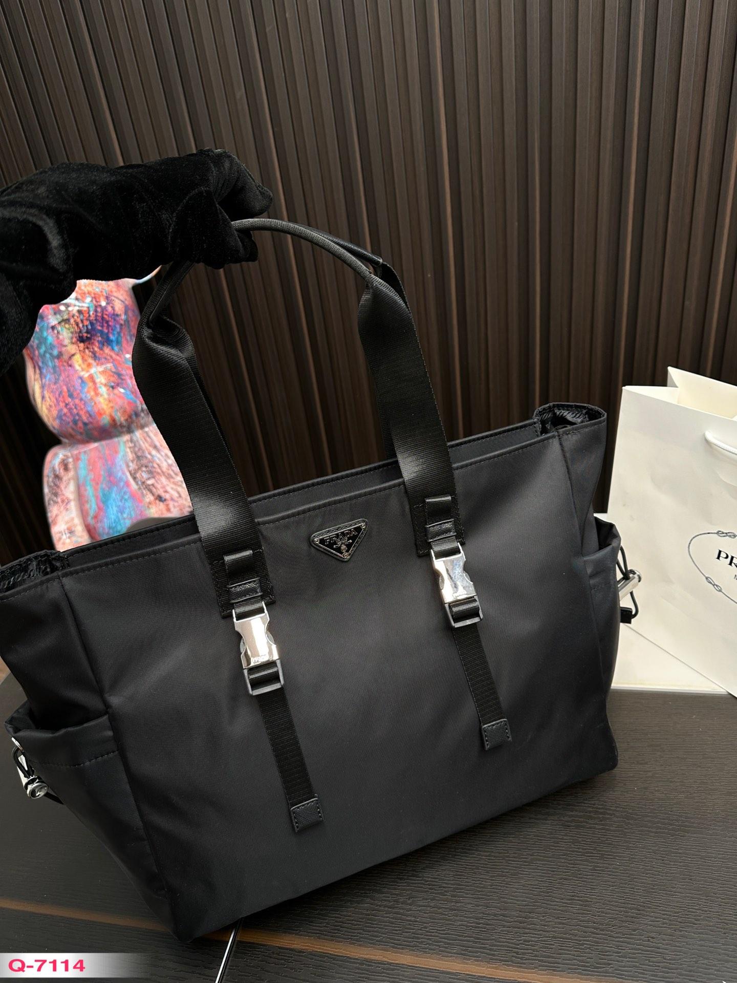 Replica Prada Bag 39x33cm