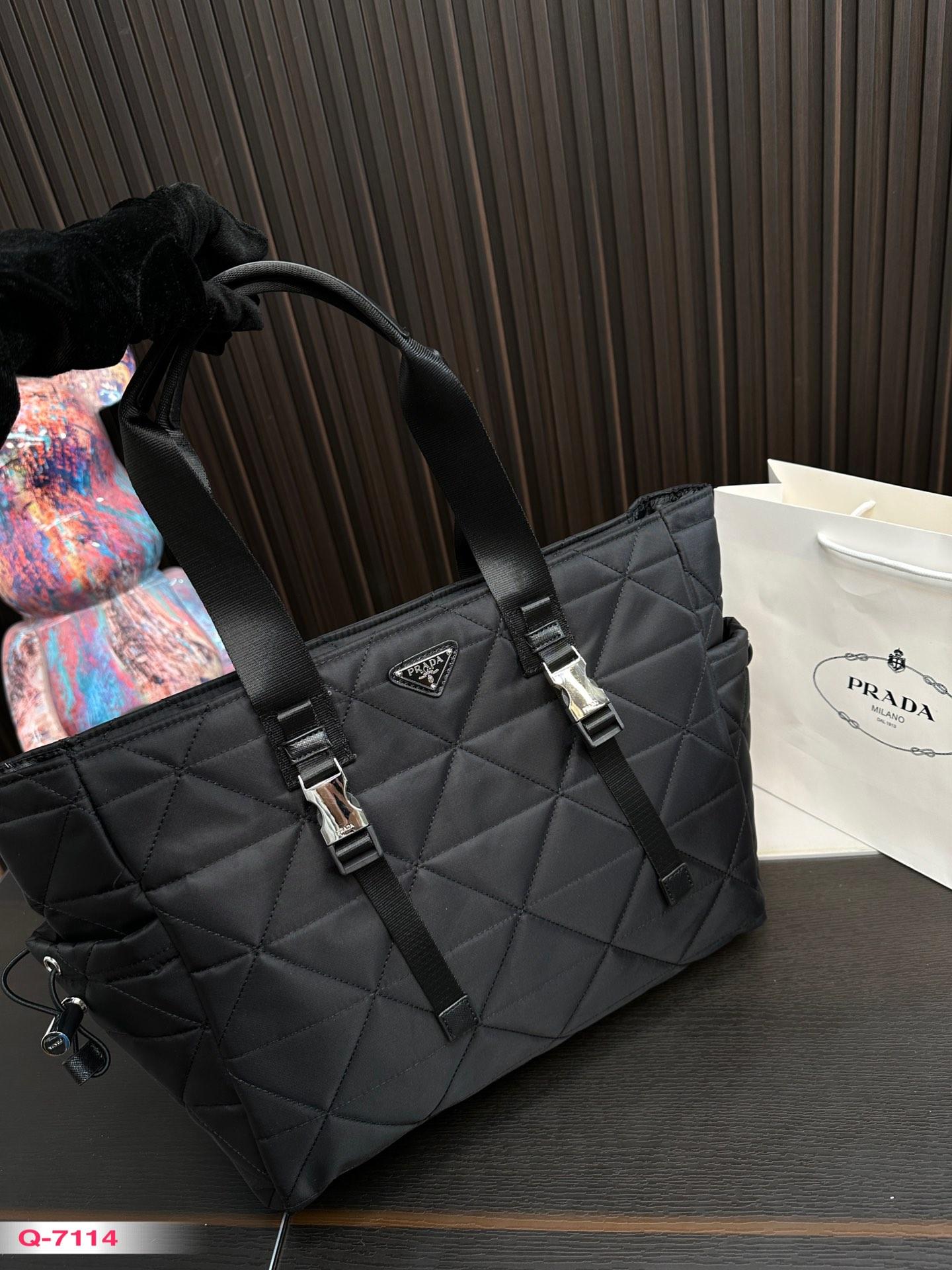 Replica Prada Bag 39x33cm