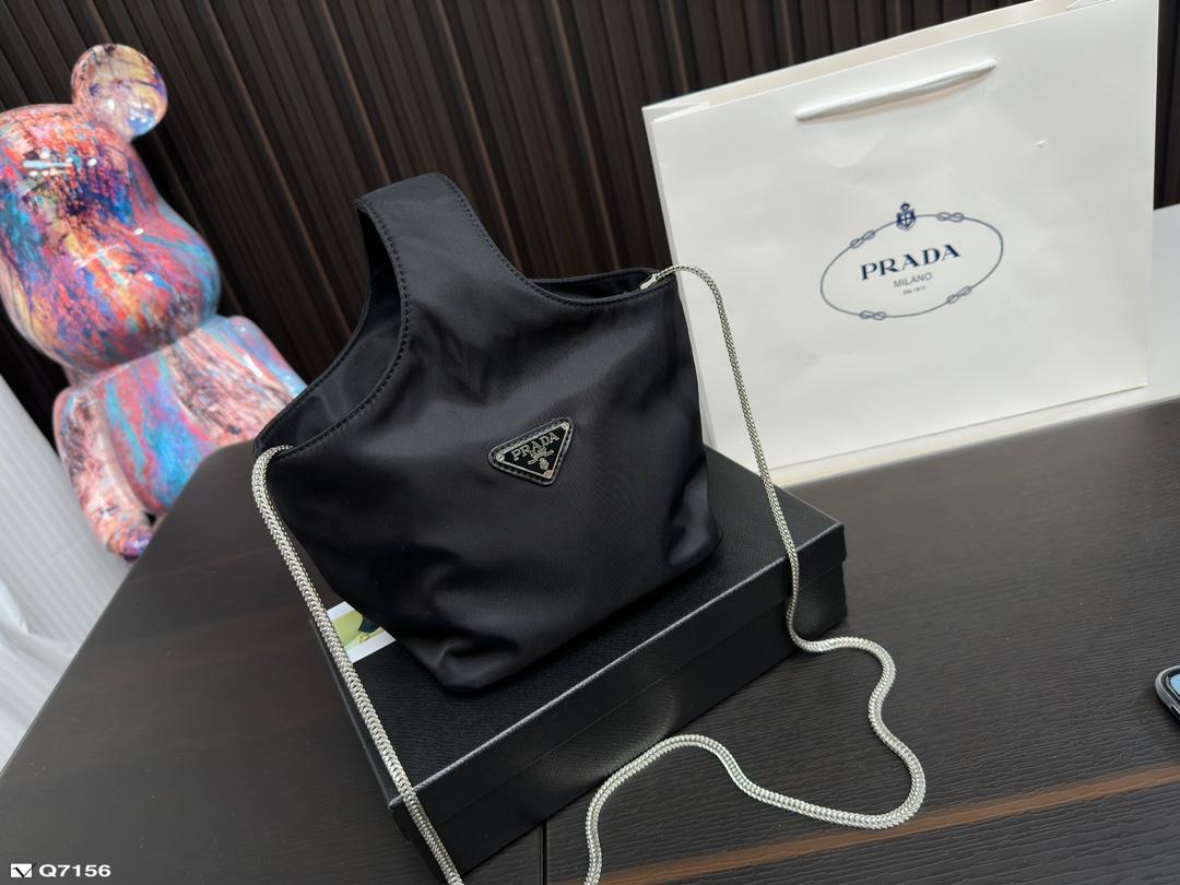 Replica Prada Bag 18x15cm