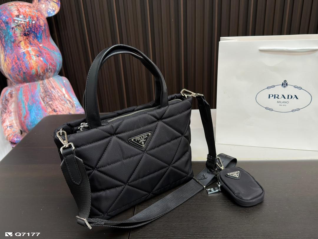 Replica Prada Bag 24x19cm