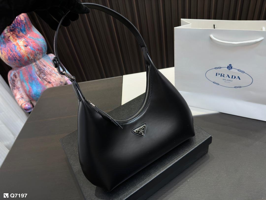 Replica Prada Bag 24x20cm