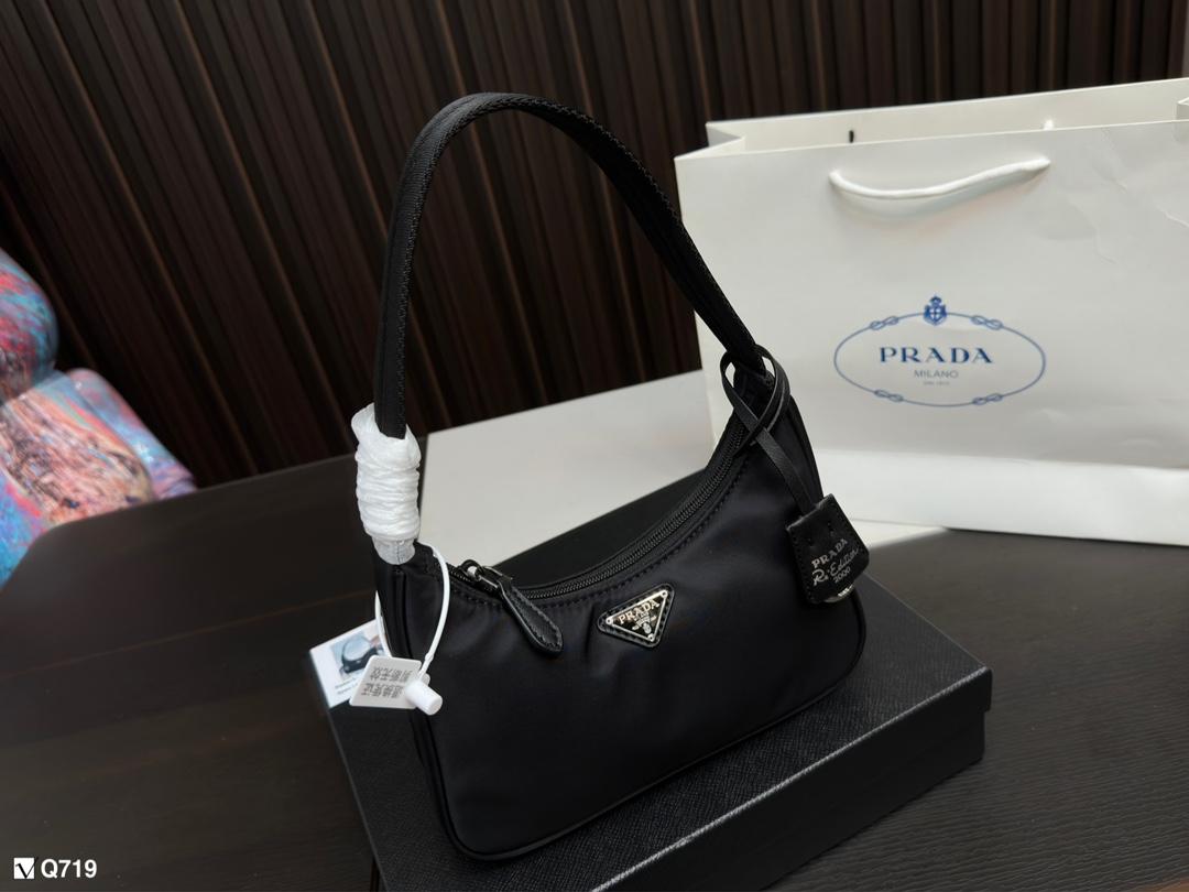 Replica Prada Bag 22x11cm
