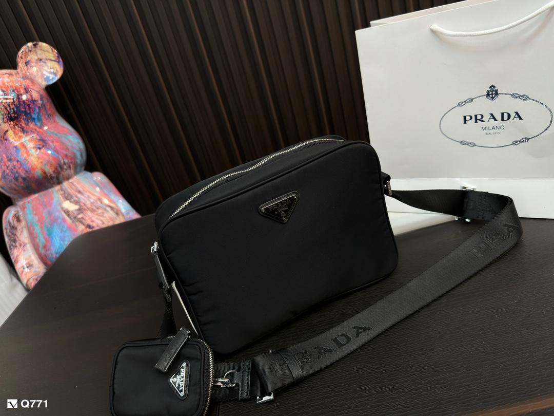Replica Prada Bag 17x25cm