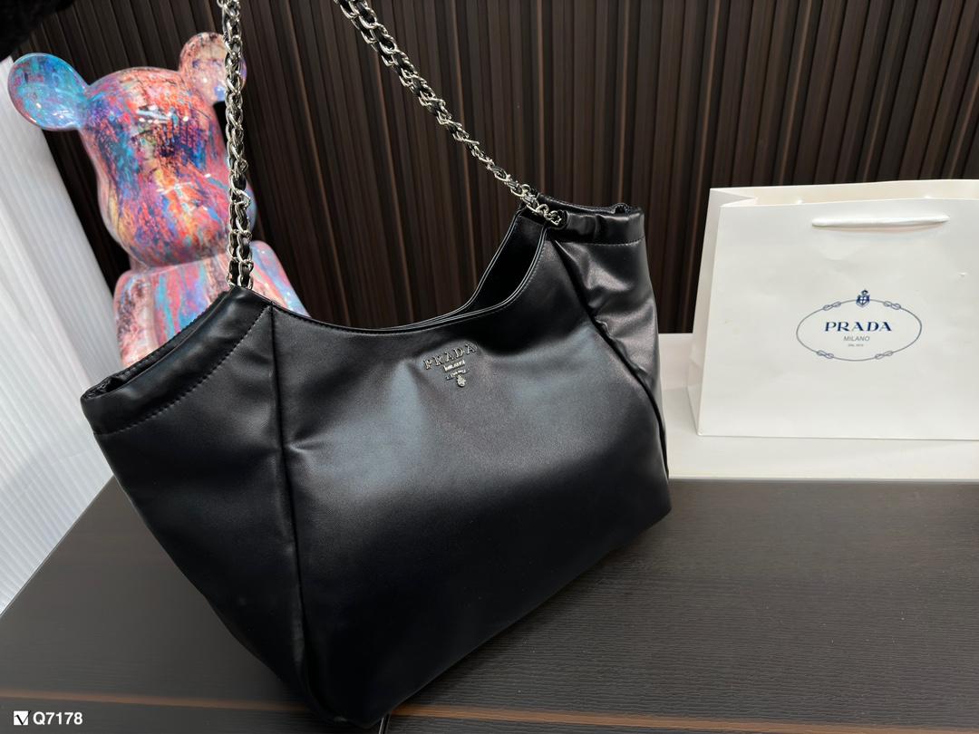 Replica Prada Bag 35x27cm